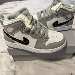 Jordan Dior 1s